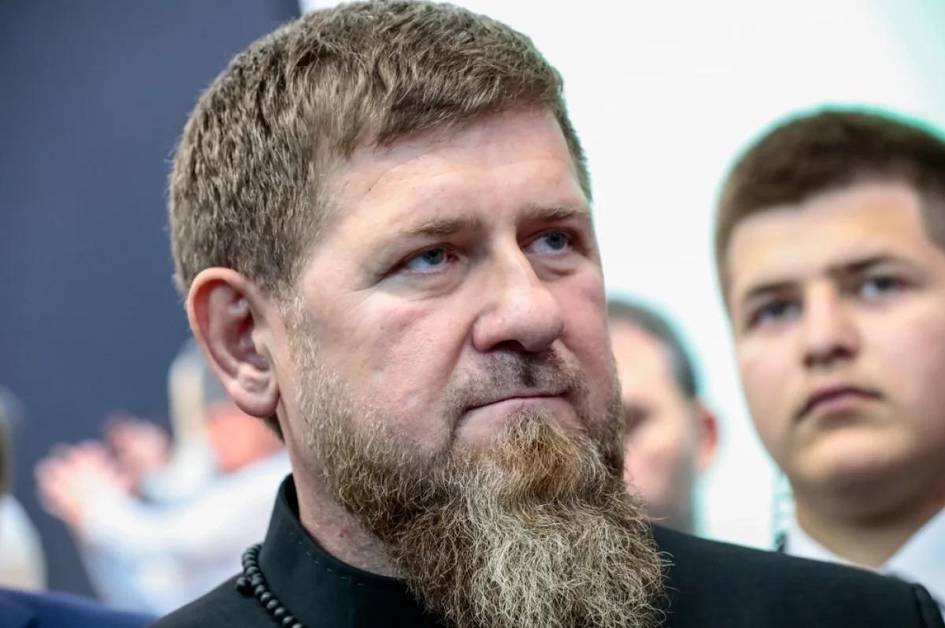 Ramzan Qodirov “sement sanoatidagi hissasi” uchun orden oldi